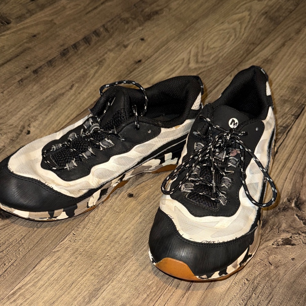 Merrell Black and Tan Athletic Shoes